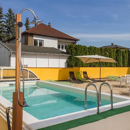 Familia 152ab アパート *